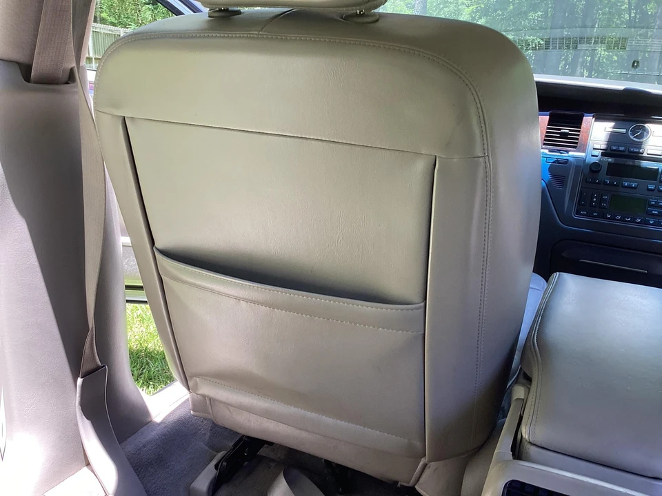 2006 Lincoln Town Car - Image 25 of 31