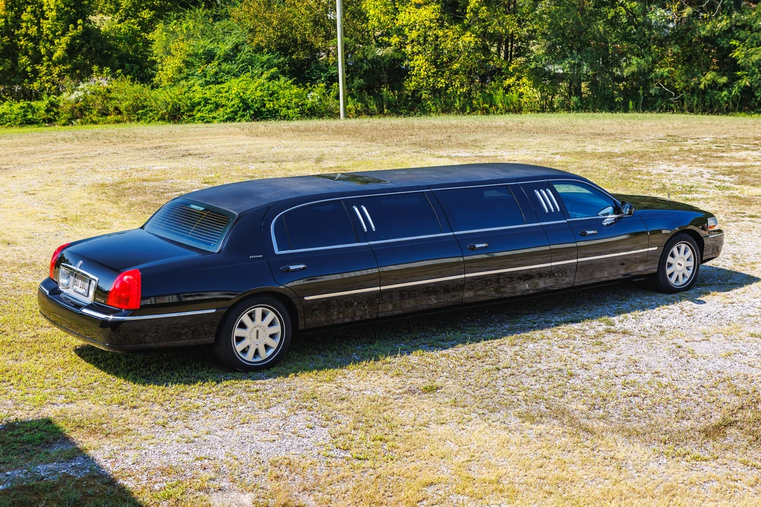 2006 Lincoln Town Car - Image 7 of 31