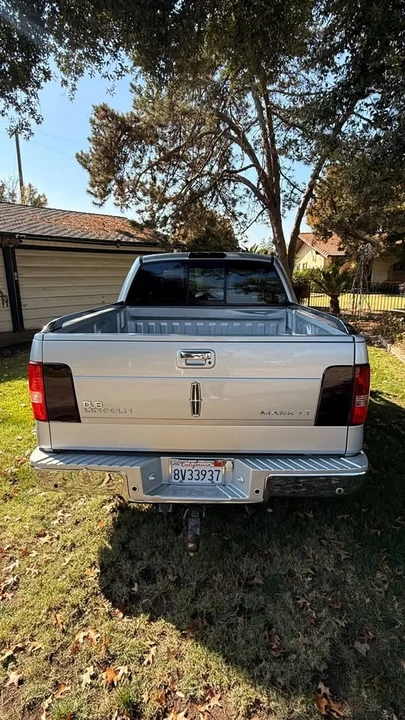 2006 Lincoln Mark LT - Image 9 of 20
