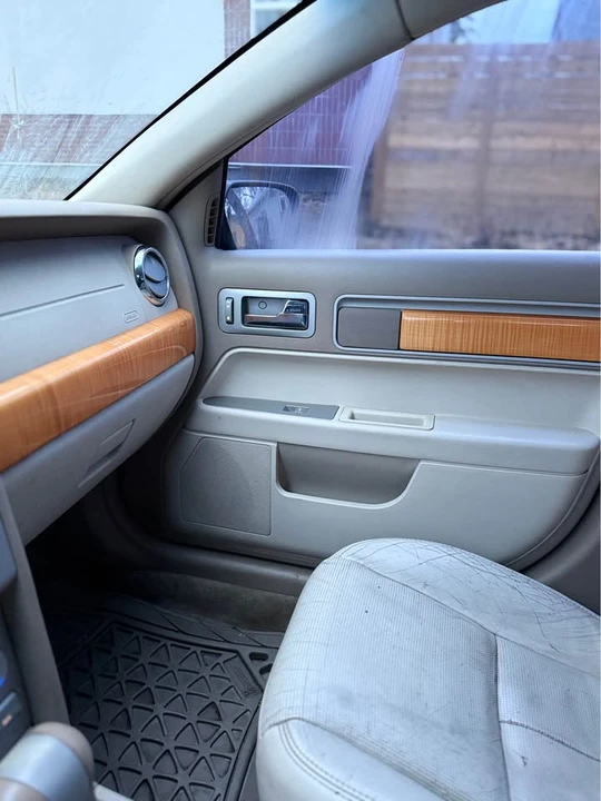 2006 Lincoln MKZ - Image 10 of 16