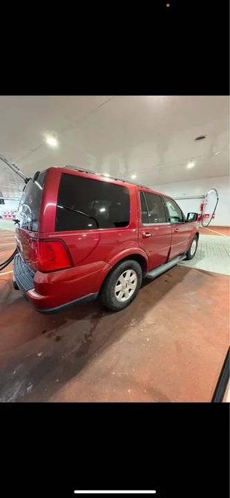 2006 Lincoln Navigator 2nd Gen - Image 3 of 8