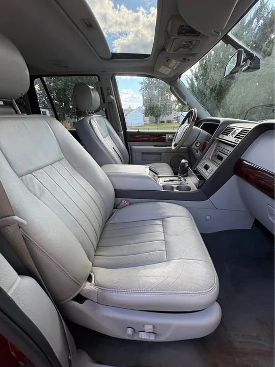 2006 Lincoln Navigator 2nd Gen - Image 5 of 7