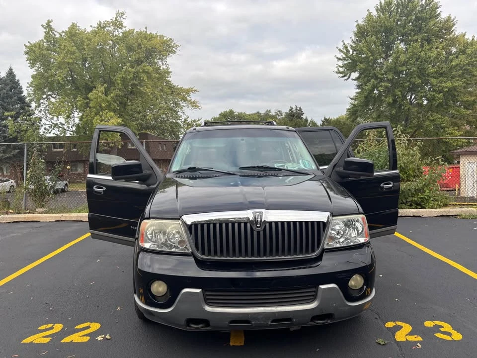 2006 Lincoln Navigator 2nd Gen - Image 11 of 13