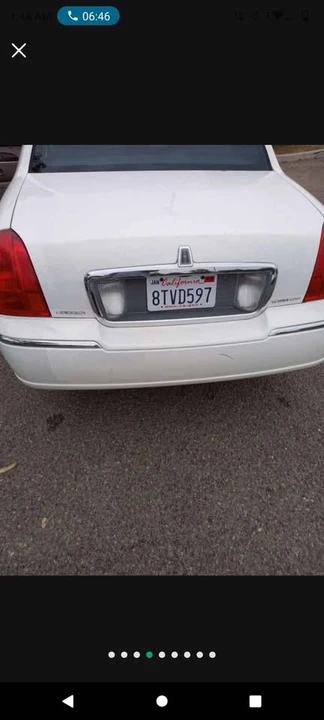 2006 Lincoln Town Car - Image 2 of 7