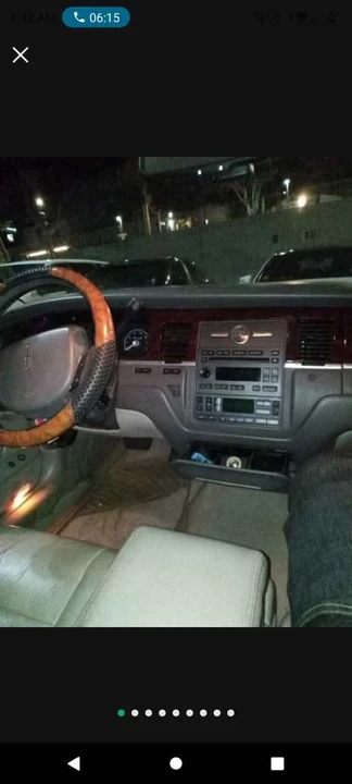 2006 Lincoln Town Car - Image 5 of 7
