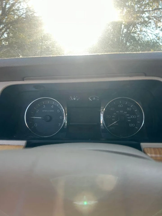 2006 Lincoln Zephyr - Image 11 of 15