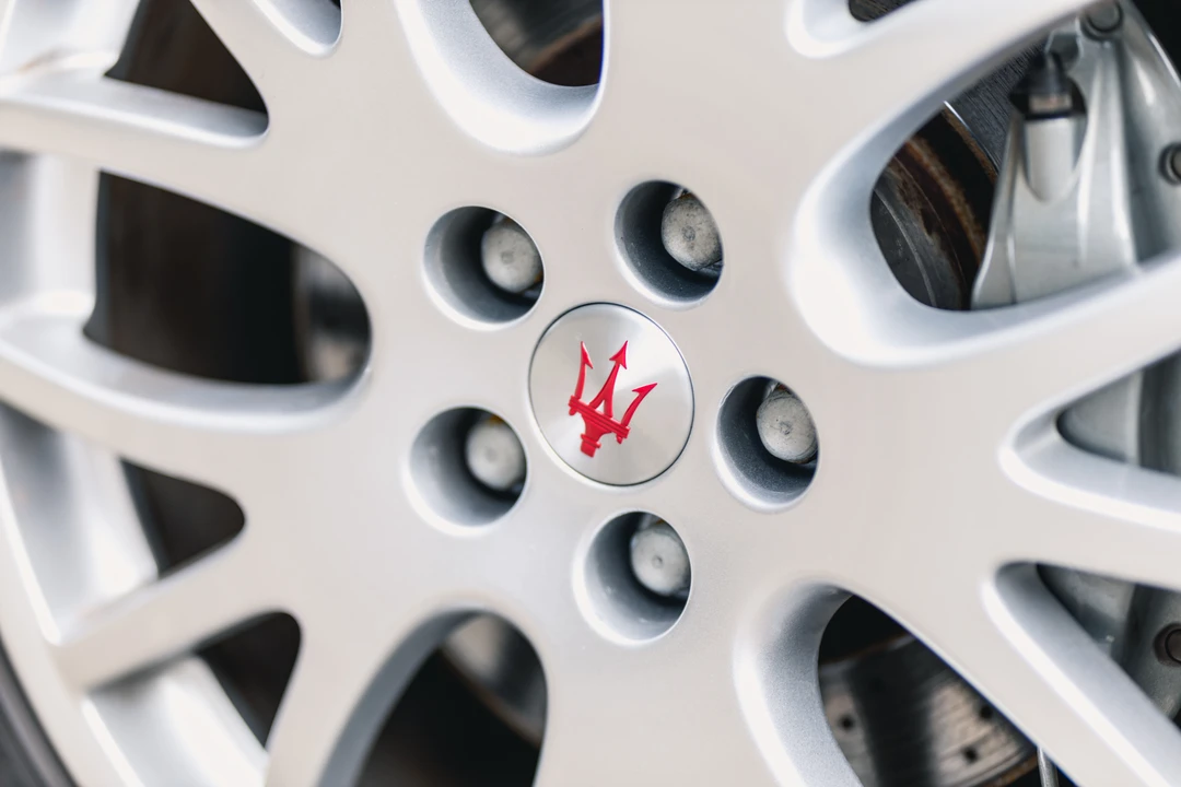 2006 Maserati Coupe - Image 25 of 31