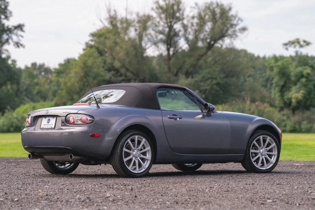 2006 Mazda NC MX-5 Miata - Image 9 of 12