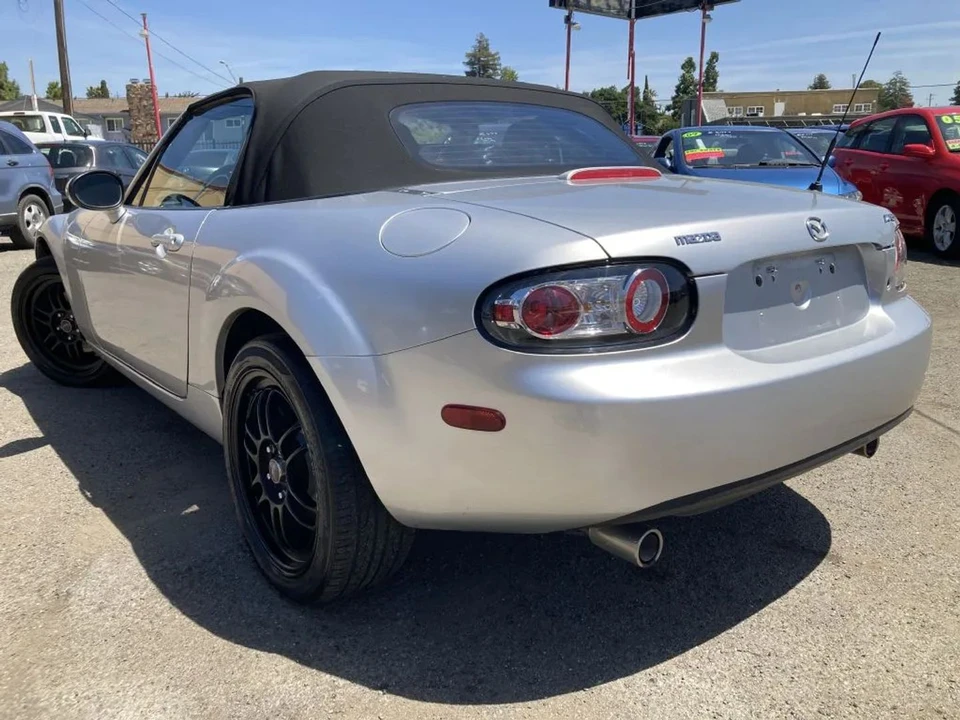 2006 Mazda NC MX-5 Miata - Image 12 of 23