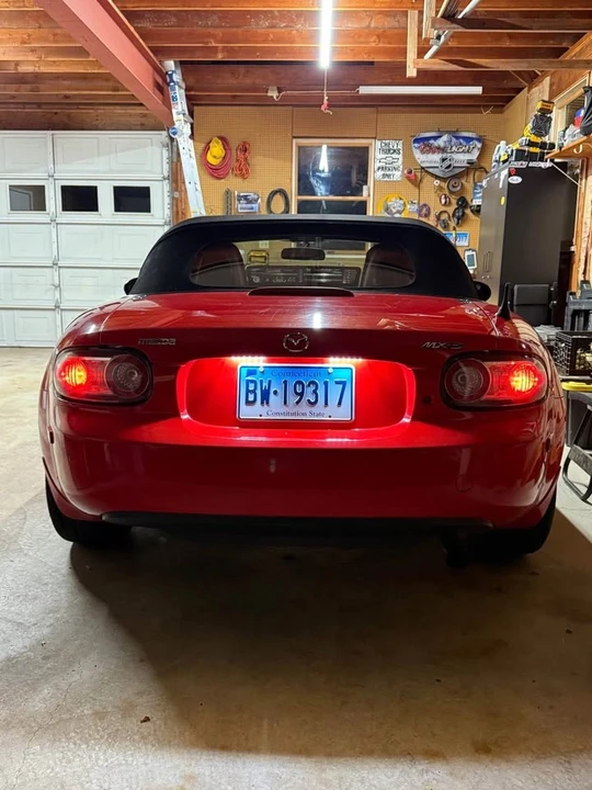2006 Mazda NC MX-5 Miata - Image 5 of 10