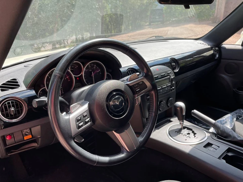 2006 Mazda NC MX-5 Miata - Image 11 of 11