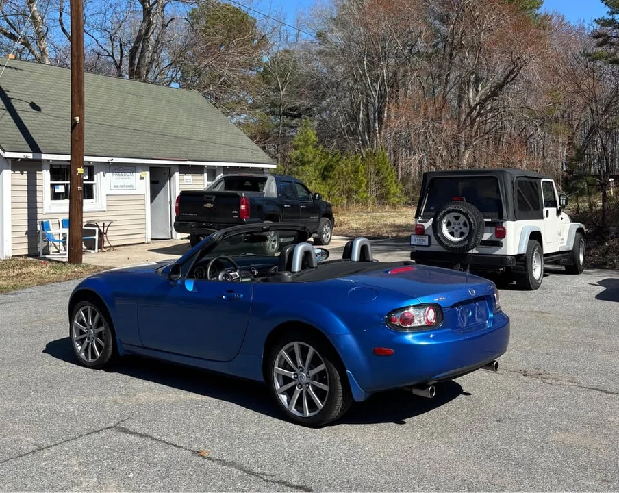2006 Mazda NC MX-5 Miata - Image 2 of 5