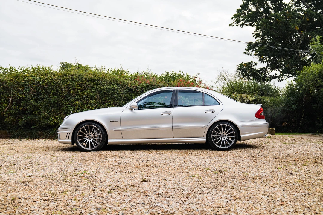 2006 Mercedes-Benz W211 E 55 & E 63 AMG - Image 5 of 31