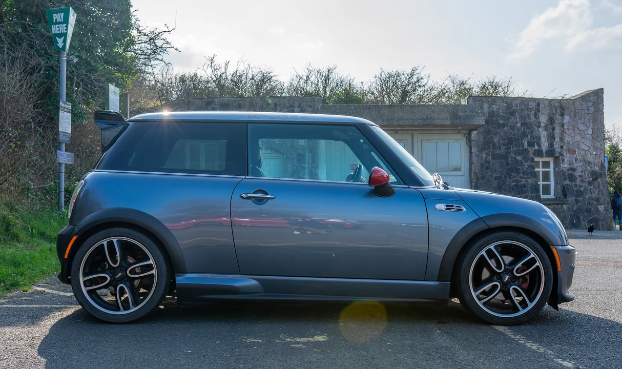 2006 Mini Mini John Cooper Works 1st Gen - Image 9 of 31