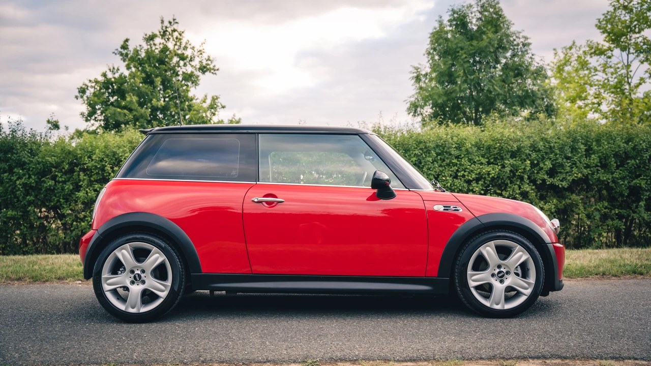 2006 Mini Mini Cooper S 1st Gen - Image 9 of 31
