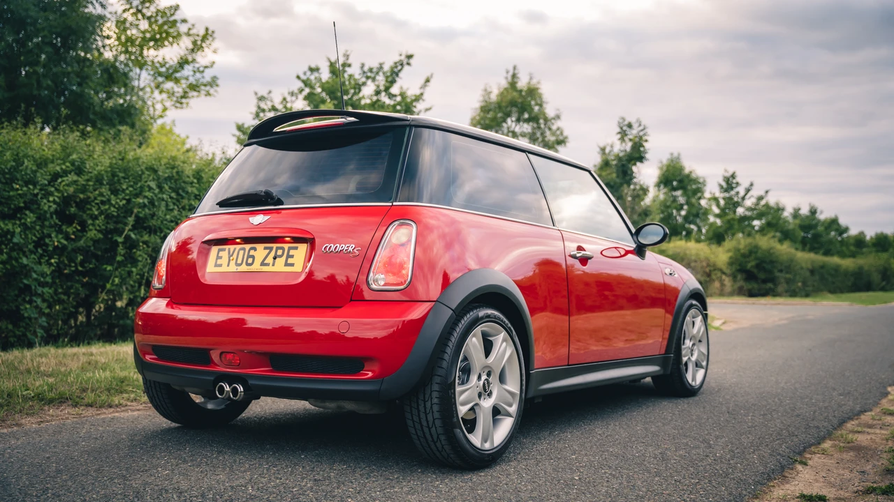 2006 Mini Mini Cooper S 1st Gen - Image 8 of 31