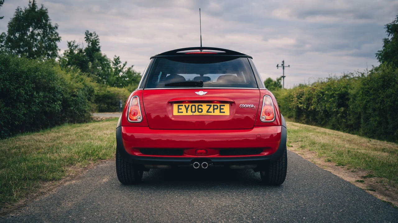 2006 Mini Mini Cooper S 1st Gen - Image 7 of 31