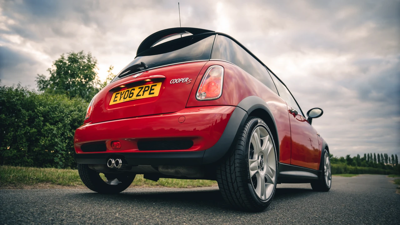 2006 Mini Mini Cooper S 1st Gen - Image 13 of 31