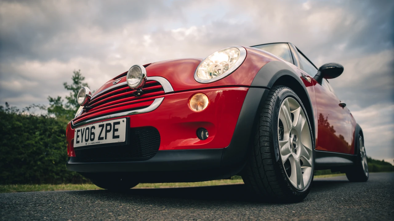 2006 Mini Mini Cooper S 1st Gen - Image 11 of 31