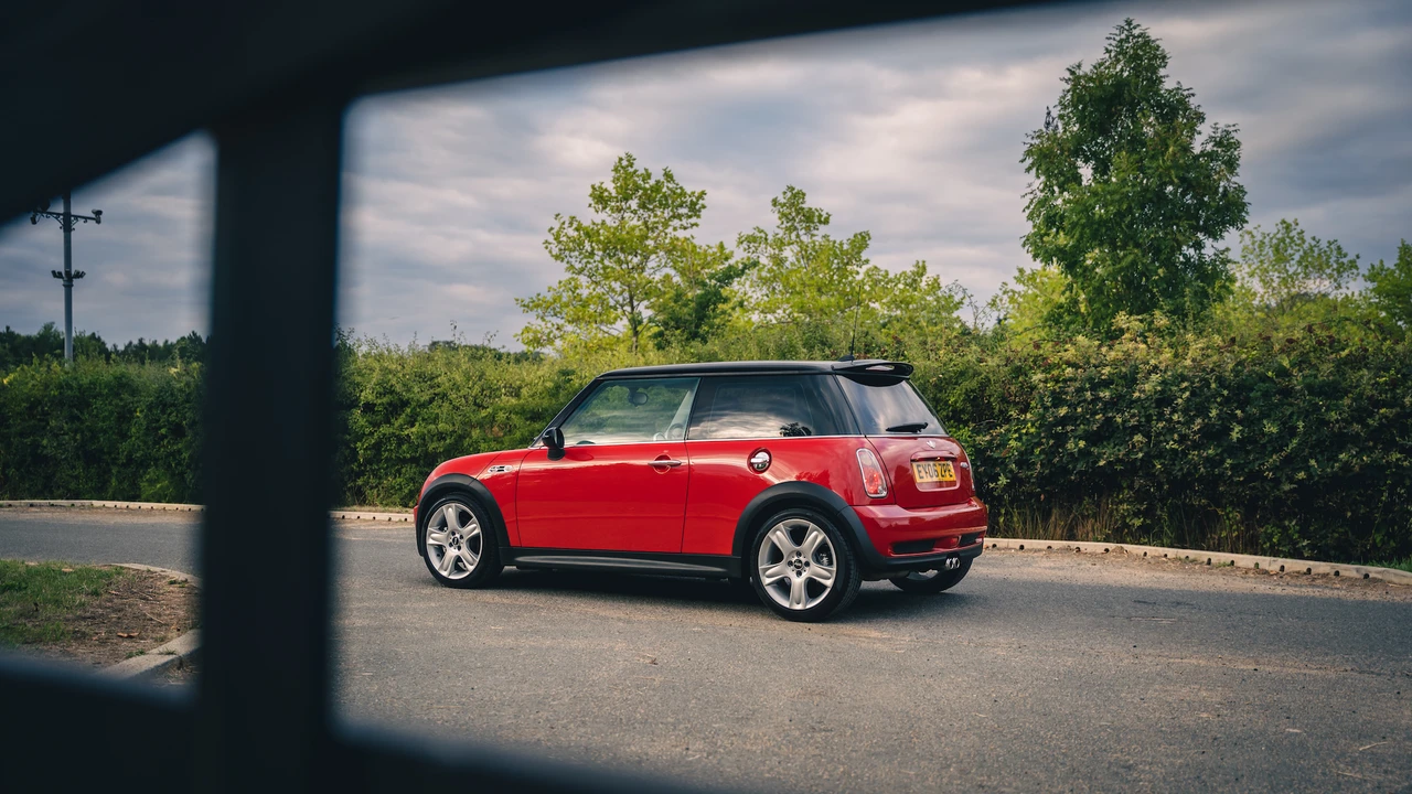 2006 Mini Mini Cooper S 1st Gen - Image 16 of 31