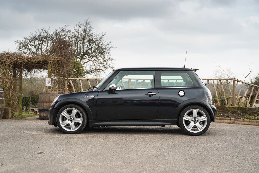 2006 Mini Mini Cooper S 1st Gen - Image 15 of 31