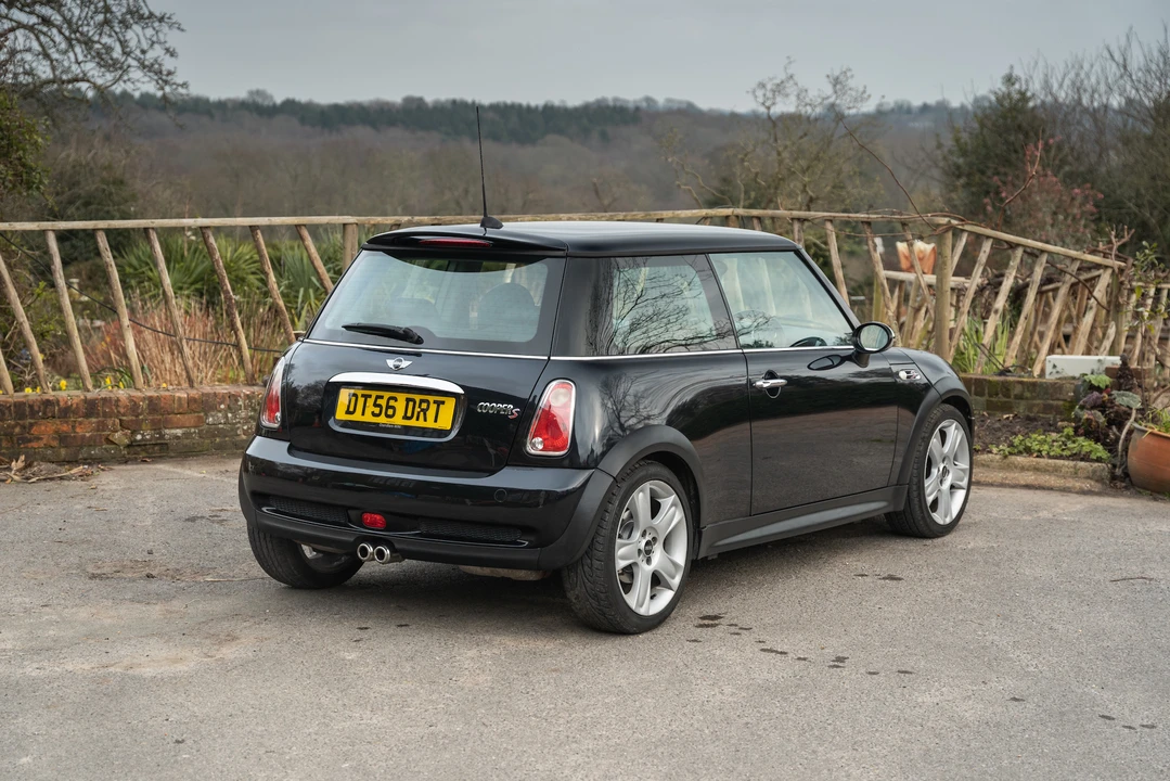 2006 Mini Mini Cooper S 1st Gen - Image 9 of 31