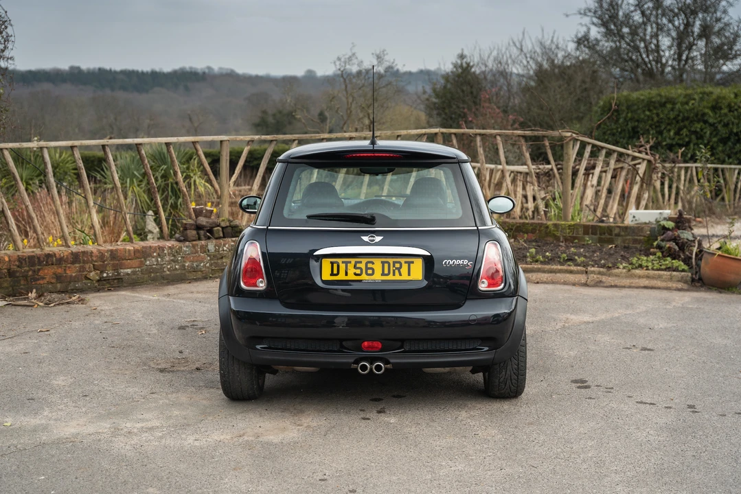 2006 Mini Mini Cooper S 1st Gen - Image 11 of 31