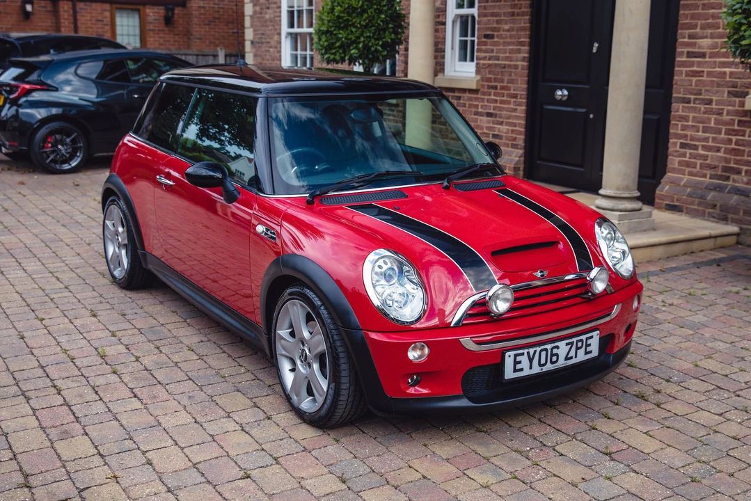 2006 Mini Mini Cooper S 1st Gen - Image 2 of 31