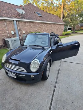 2006 MINI Cooper S Convertible 2D