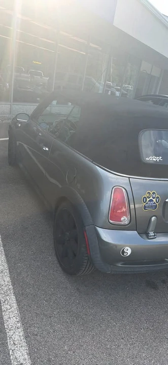 2006 Mini Mini Cooper S 1st Gen - Image 2 of 11