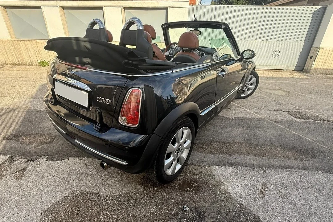 2006 Mini Mini 1st Gen - Image 8 of 30