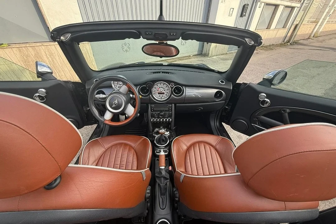 2006 Mini Mini 1st Gen - Image 16 of 31