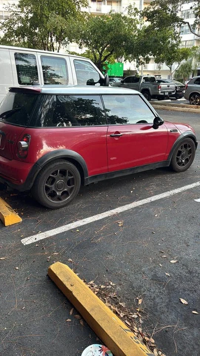 2006 Mini Mini 2nd Gen - Image 3 of 4