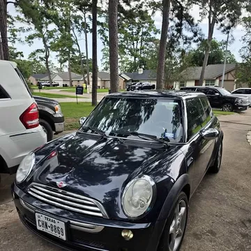 2006 MINI Cooper Hatchback 2D