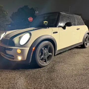 2006 MINI Cooper Cooper Roadster 2D
