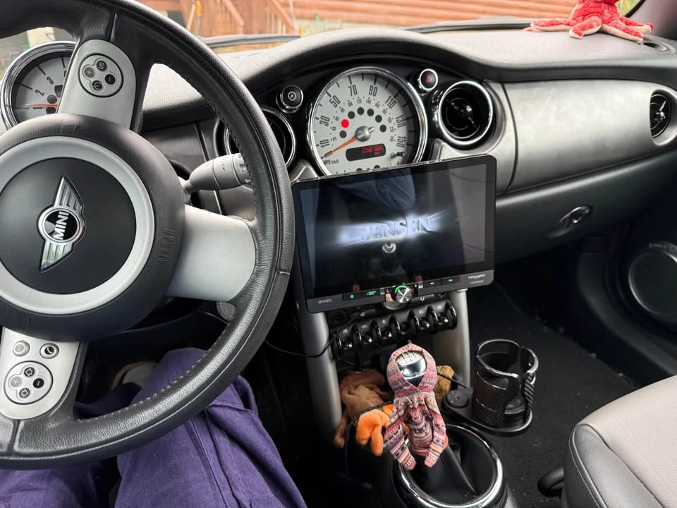2006 Mini Mini Cooper S 1st Gen - Image 5 of 11
