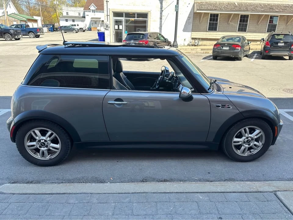 2006 Mini Mini Cooper S 1st Gen - Image 2 of 5