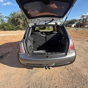 2006 MINI Cooper S Hatchback 2D