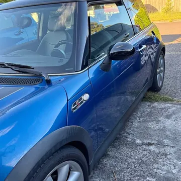2006 MINI Cooper S Hatchback 2D