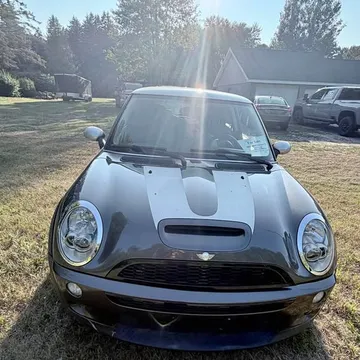 2006 MINI Cooper S Hatchback 2D