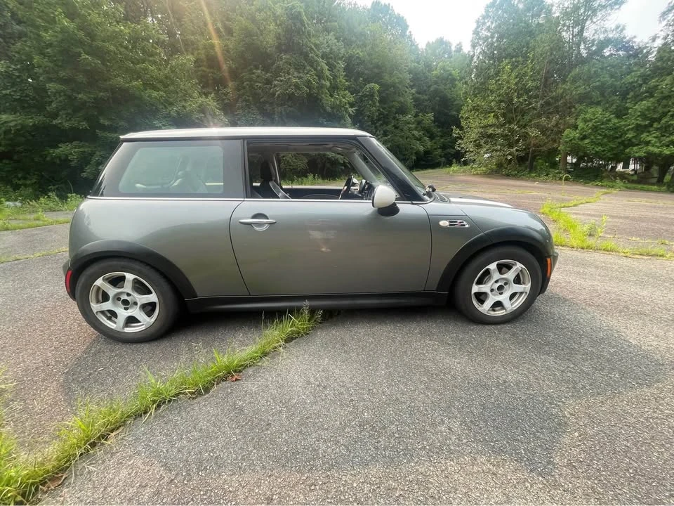 2006 Mini Mini Cooper S 1st Gen - Image 2 of 8