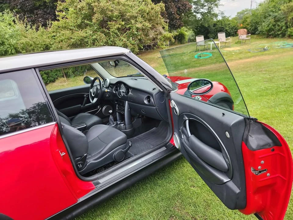 2006 Mini Mini Cooper S 1st Gen - Image 10 of 14