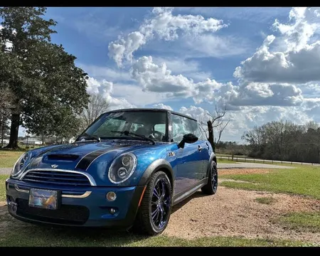 2006 MINI Cooper S Hatchback 2D