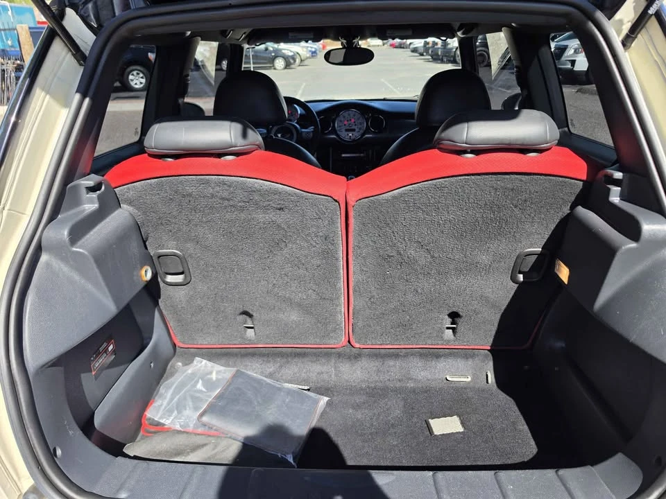 2006 Mini Mini Cooper S 1st Gen - Image 13 of 14