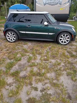 2006 MINI Cooper S Hatchback 2D