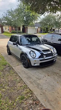 2006 MINI Cooper S Hatchback 2D
