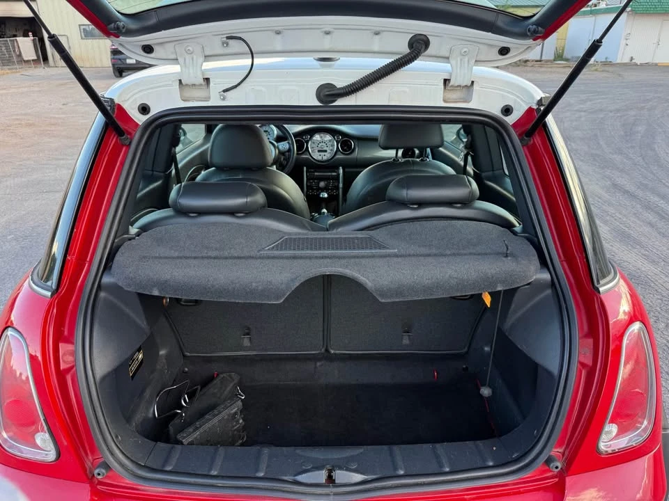 2006 Mini Mini Cooper S 1st Gen - Image 9 of 17