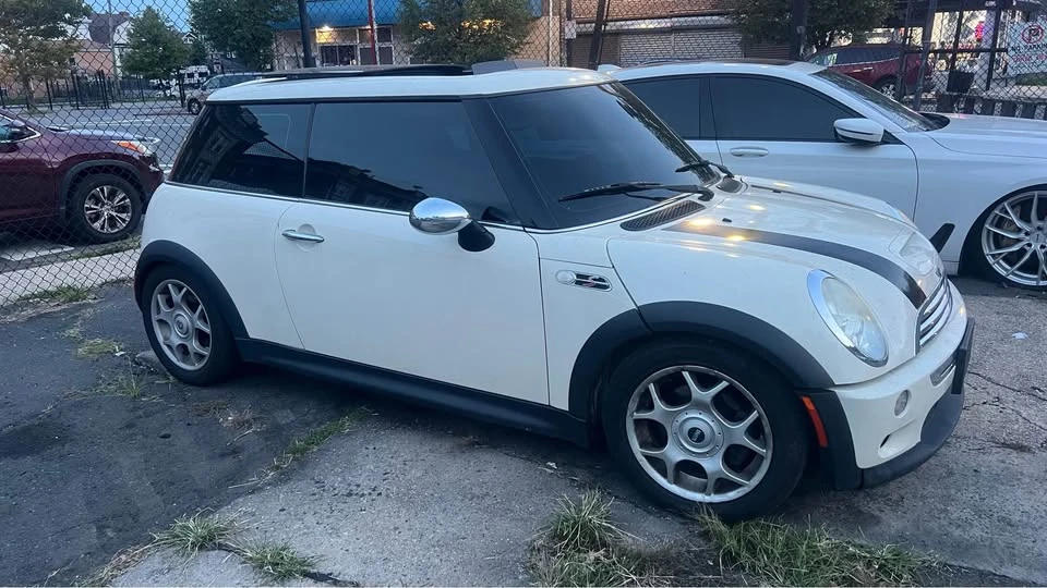 2006 Mini Coupe & Roadster - Image 2 of 7