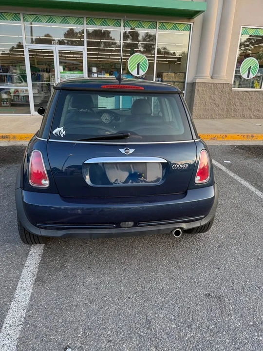 2006 Mini Mini 2nd Gen - Image 3 of 8