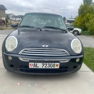 2006 MINI Cooper Hatchback 2D